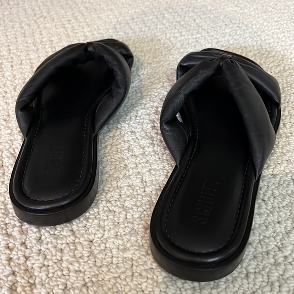 Never worn Schutz black sandals - Picture 3 of 3